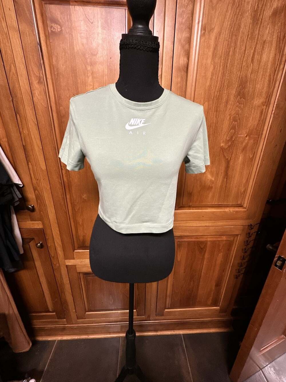 Nike Air Women's Short-Sleeve Crop Top Green Size M